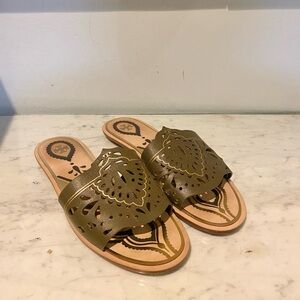 Tory Burch Annika Sandals Women's Size 10.5 Green Laser Cut